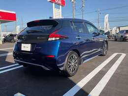 R2年式　リーフ　AUTECH　40kwh　オーロラフレアブルーパールのお車が入荷しました☆