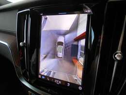 360°ビューモニターが装備されていますので、狭い駐車場への車庫入れも安心です。