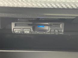 【ETC】有料道路を利用する際に料金所で停止することなく通過できる、ETC車載器（ノンストップ自動料金収受システム機器）が装備されています。セットアップを行うことで利用可能になります。