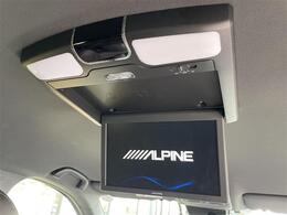 【後部座席操作部】『後部座席周辺の装備』の画像になります。写真の内容に関してご不明点、ご質問等がございましたらお気軽にガリバー店舗までお問い合わせください。