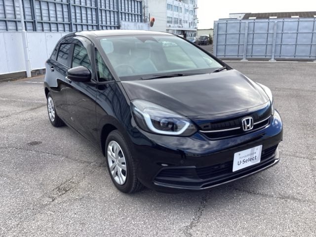 ご納車までの期間ですが、県内のお客様は1、2週間、県外のお客様は2、3週間ほどでご納車が可能となります。但し、お支払いや書類の状況によっては多少の前後もありますので、その際には何卒ご了承下さい。