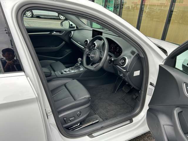 LIBERALAでは安心してお乗りいただける輸入車を全国のお客様にご提案、ご提供してまいります。