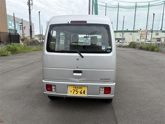 ☆社外外装取付・カーフィルム施工・板金塗装・全塗装・カスタムパーツ取付・本革シート張替・シートリペア・オーディオ取付・ナビ取付・セキュリティー取付・USパーツ取付・できないことはないかもですw☆