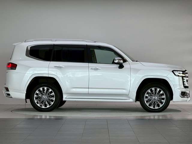 掲載車両以外にも対応可能です。ご希望のボディーカラー、グレード、装備やオプションをお聞かせ下さいませ。