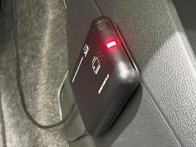 【ETC】高速道路の料金所をストレスなく通過！話題のスポットやサービスエリアに多い「スマートIC」利用時は必須のアイテムです。当店でセットアップを実施、ご納車当日からすぐにご利用いただけます！