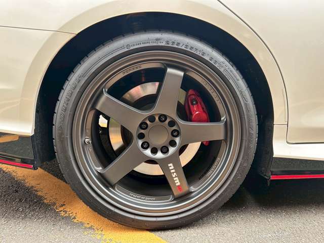 TY-50-37NISMOスポーツオーリンズ社製車高調整KIT装着。