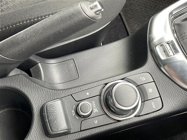 ご成約頂いたお車は全車保証付で納車後も安心！有料オプションで長期保証をお選びいただくことも可能です。