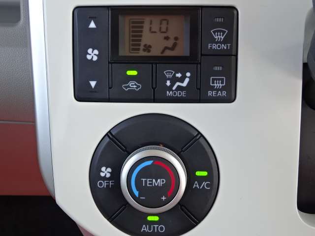 陸運局指定または認証工場にてしっかり整備を行いご納車させて頂いております！車検・ご納車後のアフターケアもお任せ下さい！