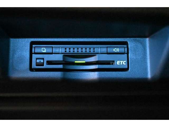 ETC車載器です。　高速・有料道路の料金をキャッシュレス、スムーズに通過できます。