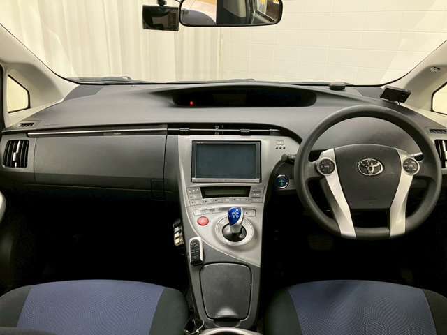 弊社は鈑金工場も併設！おくるまを綺麗な状態でカーライフも安心！ぶつけっちゃった！事故にあってしまった際も迅速対応が可能です！【無料通話0078-6003-346608】