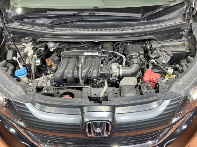 親切・丁寧な専門メカニックスタッフが応対！・車検・点検整備・事故等の修理などアフターサービスも安心。お車のカスタマイズもネクステージのサービススタッフまでご相談ください！