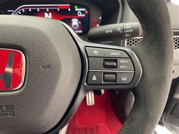 【アダプティブクルーズコントロール（ACC）】適切な車間距離を保ちながら先行車に追従走行できます！機能には限界があるためご注意ください。