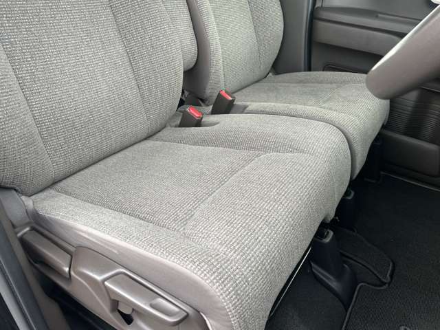 シートも大きな汚れやダメージはございません。納車前に改めてクリーニングも可能となっております。