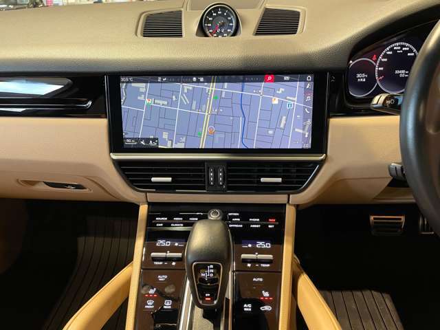 メンテナンスパックはご購入時だけのお得な点検・整備パック(有償)。点検コースと車検コースがございます。詳しくは店舗コーディネーターまでお問い合わせ下さい。