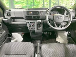 グループ総在庫数約30，000台！！全国の系列店からメーカー・車種問わずご紹介出来るので、あなたにピッタリのお車が見つかるはずです♪まずはお問い合わせ下さい☆