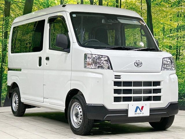 大好評のボディコーティング「弾スプラッシュコート」もご納車までに施工可能。通常のガラスコートと異なる、耐久年数6年の無機質ガラスコーティングが、ボディをキレイな状態に保ってくれます。
