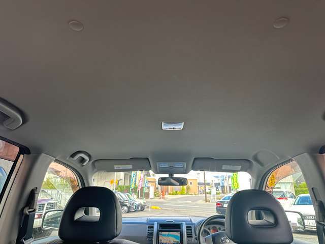 自動車保険も取り扱っております。お車ご購入の際に、お気軽にご相談下さい。万が一の時に備えて、お客様に合ったプランをご提案します。