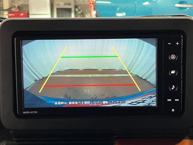 【バックカメラ】　駐車時に車両後方の様子が見れるので安心感があります！