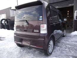 着用タイヤは該当シーズン用のタイヤを装着させております。