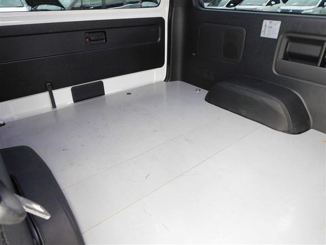 11インチフルセグナビ・全周囲カメラ・BTオーディオ・両側自動ドア・LEDライト・フォグLED/デジタルミラー・モデリスタエアロ・16AW・トヨタセーフティセンス・ETC・ハーフレザーシート