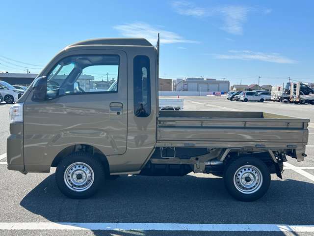 車両状態や装備品など少しでも気になる車両があれば、メールはもちろんフリーダイヤルでもお問い合わせ下さい♪お気軽にどうぞ。