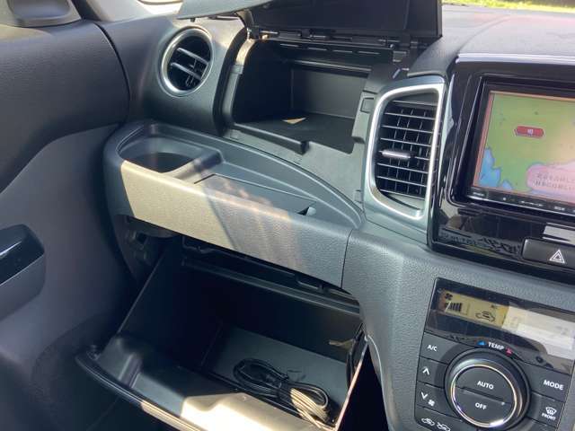 暑さを乗り切ろうSALE開催中、全車お買い得価格！！お気軽にお問合せください☆無料電話0078-6002-351983☆