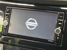 【純正ナビ】人気の純正ナビを装備。オーディオ機能も充実しており、Bluetooth接続すればお持ちのスマホやMP3プレイヤーの音楽を再生可能！毎日の運転がさらに楽しくなります！！