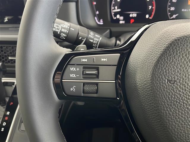 【運転席操作部】快適なドライブを楽しむための機能が装備されています！運転席から触れるので、使いやすいです！除菌プランいれていただくと、さらに清潔で安心していただけます！