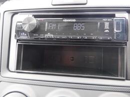 快適なドライブのお供っ！CD・ラジオデッキです。