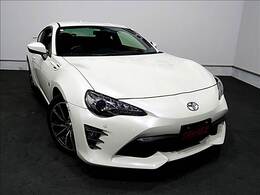 当店では低価格カーを専門に取り扱っています。初めてハンドルを握る方には、”車を操る楽しさ”を感じて頂ければ幸いです。