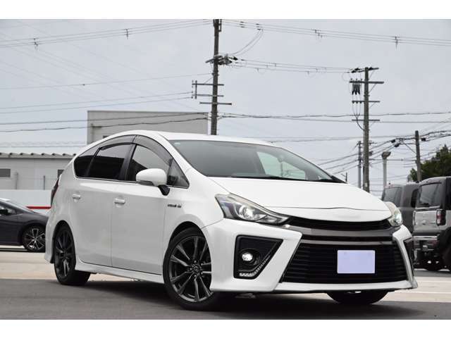 【高品質車に厳選】毎月約50台のお車が入庫する中で、高品質のみに厳選して在庫。なおかつ諸経費を抑え、低価格での販売を実現。