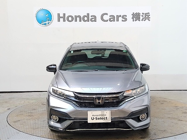 Honda認定中古車はU-Select保証1年付きで、有料で最長5年まで延長可能です。またU-Select　Premium保証の中古車は無料保証2年付きで、有料で最長5年まで延長可能です。