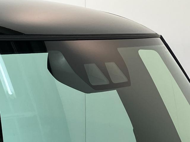 品質へのこだわり！フロアマットやシートなど車内をキレイに清掃し、ニオイや汚れなどを徹底的にクリーニングしてもらっております。室内はピカピカです☆