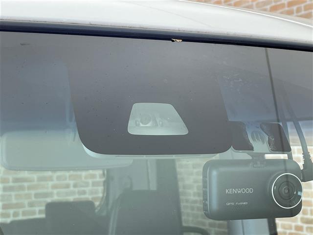 【スマートアシスト】ドライバーの判断を補助し、事故被害や運転負荷の軽減を目的としたシステムです！