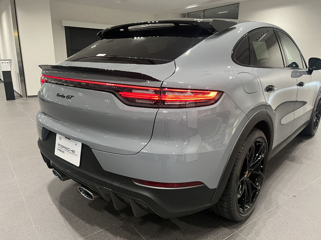 ポルシェ カイエンクーペ ターボGT ティプトロニックS 4WD 2022