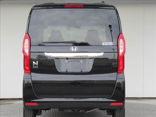 アフターケアも充実しております。次回車検整備付きのオリジナルパックや新車保証延長サービスなども行っておりますので、納車後も安心してお乗りいただけます。