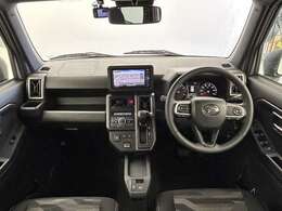 【インパネ全体】全方位で視界が広く、高い目線で運転もしやすいです！