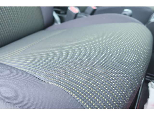 ＜車検対応リフトアップ＞＜届け出済未使用＞　新品16インチアルミ＆オープンカントリータイヤ　社外LEDウィンカー　シート＆ミラーヒーター　スマートキー　純正LEDヘッドライト　Pスタート　Sサポート