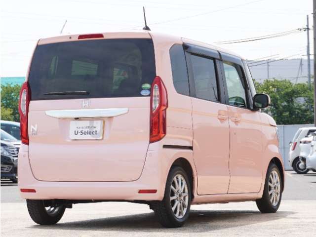 お立ち寄りいただく際は、事前にご連絡をお願いします。お目当てのお車が商談中や売約となることもございます。ご確認いただいてから、お立ち寄りください。