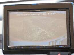 ◆バックカメラ◆リバースにするだけで映ります、後方の安全確認や、狭い駐車場での車庫入れ、雨の日や夜間など視界の悪い時に便利です！安全にバックする為には欠かせない装備です。