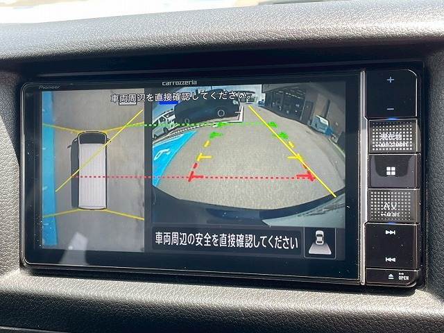 【アラウンドビューモニター】を装備で駐車が苦手な方でも安心です。