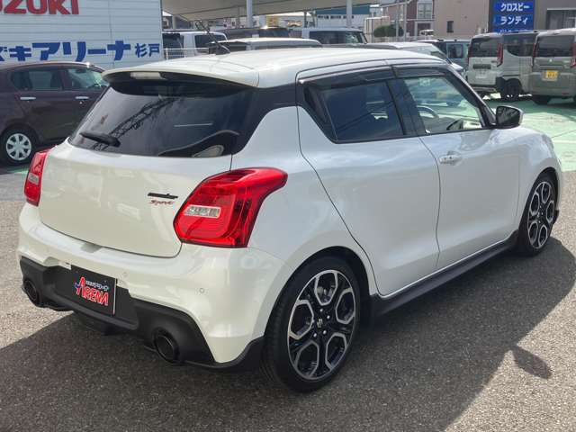 この度は当店のお車をご覧になっていただき、誠にありがとうございます。ぜひじっくりとご検討下さい。気軽にお問合せ・お見積りお待ちしております。