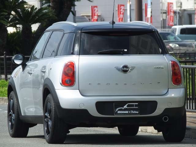 豊富なオーディオソースのcarrozzeria製ナビ装着のR60クロスオーバークーパーが新入庫！Bluetooth接続対応にフルセグTV・バックカメラ装着で遠出も楽しくなります！