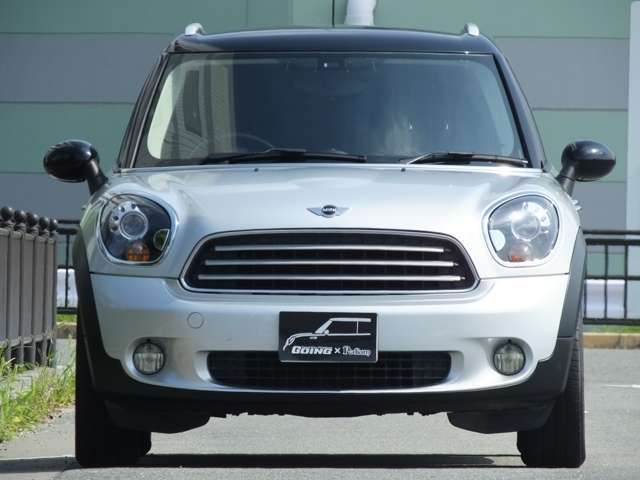 豊富なオーディオソースのcarrozzeria製ナビ装着のR60クロスオーバークーパーが新入庫！Bluetooth接続対応にフルセグTV・バックカメラ装着で遠出も楽しくなります！