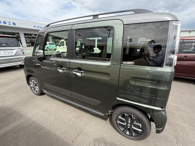 ターボ車なのでパワフルな走りが楽しめます♪