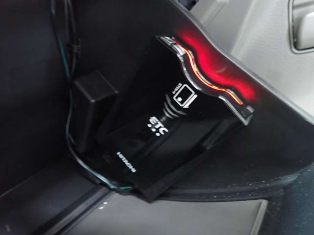 ☆ETC車載器！高速道路の料金所をスムーズに通過！スマートインターチェンジの利用もOK！ETC割引も見逃せませんね☆