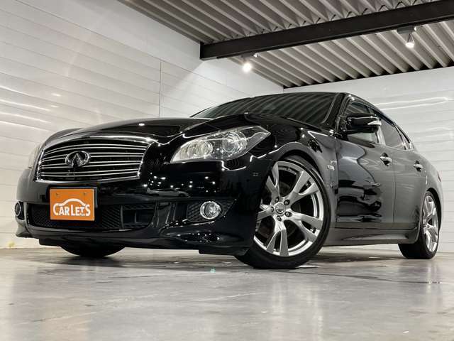 店内ではカー用品の販売も行っております！ご納車に合わせて欲しいカー用品が購入出来ます！お問い合わせはTEL047-486-8833までお気軽にどうぞ！