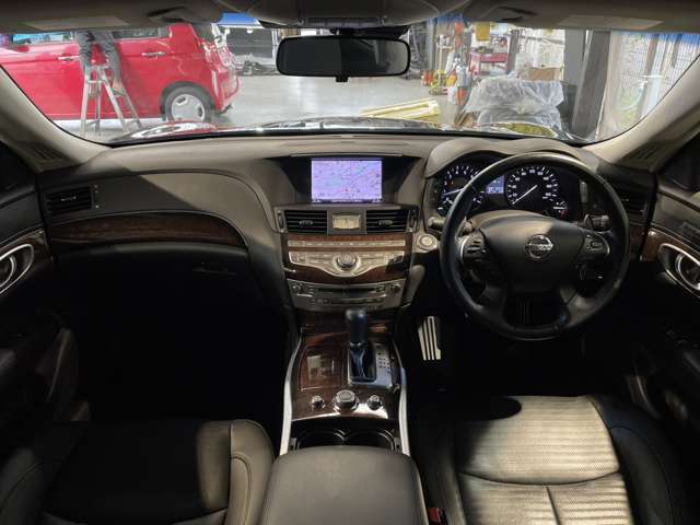 各種コーティングや後席のスモーク貼りも取り扱っております！お問い合わせはTEL047-486-8833までお気軽にどうぞ！