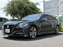 後期モデル、法人ワンオーナー、禁煙車、モデリスタエアロ(F.S.R)モデリスタ4本出しマフラー、モデリスタ19インチアルミ、ブラインドスポットモニター、純正ドライブレコーダー、フルセグ、100V100W、ETC、USB