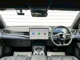 シンプルでスッキリとした内装に、肌触りの良いスエード生地やナッパレザーを使用し、高級感を演出しています。